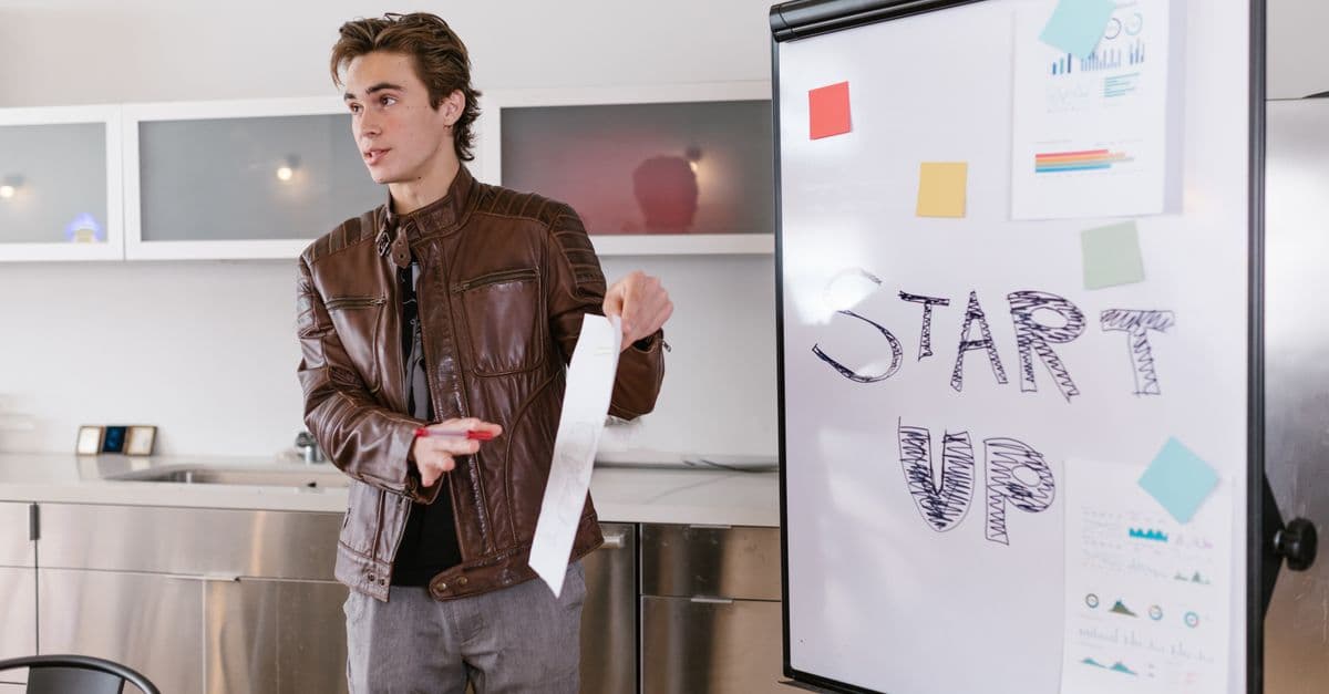 How much would it cost to develop a crowdfunding platform like Kickstarter?