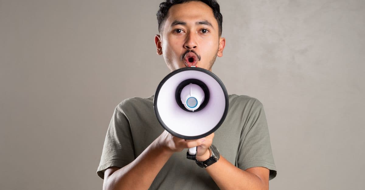 Voice Search Optimization : All you need to know in 2025