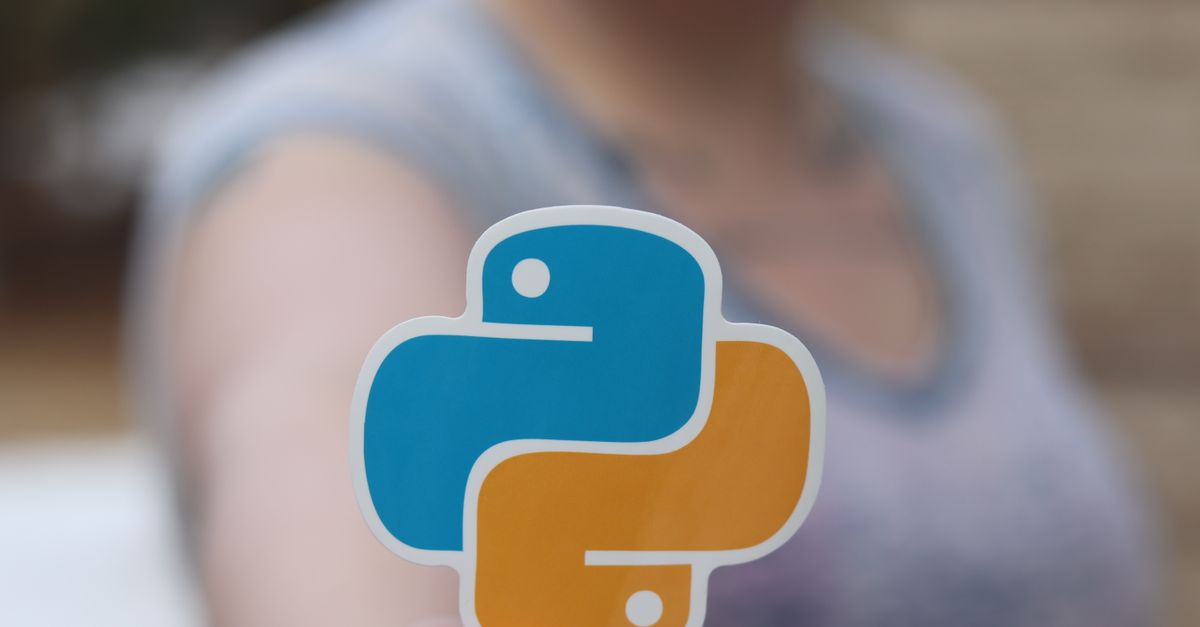 Node.js vs Python: What to choose for backend development in 2024